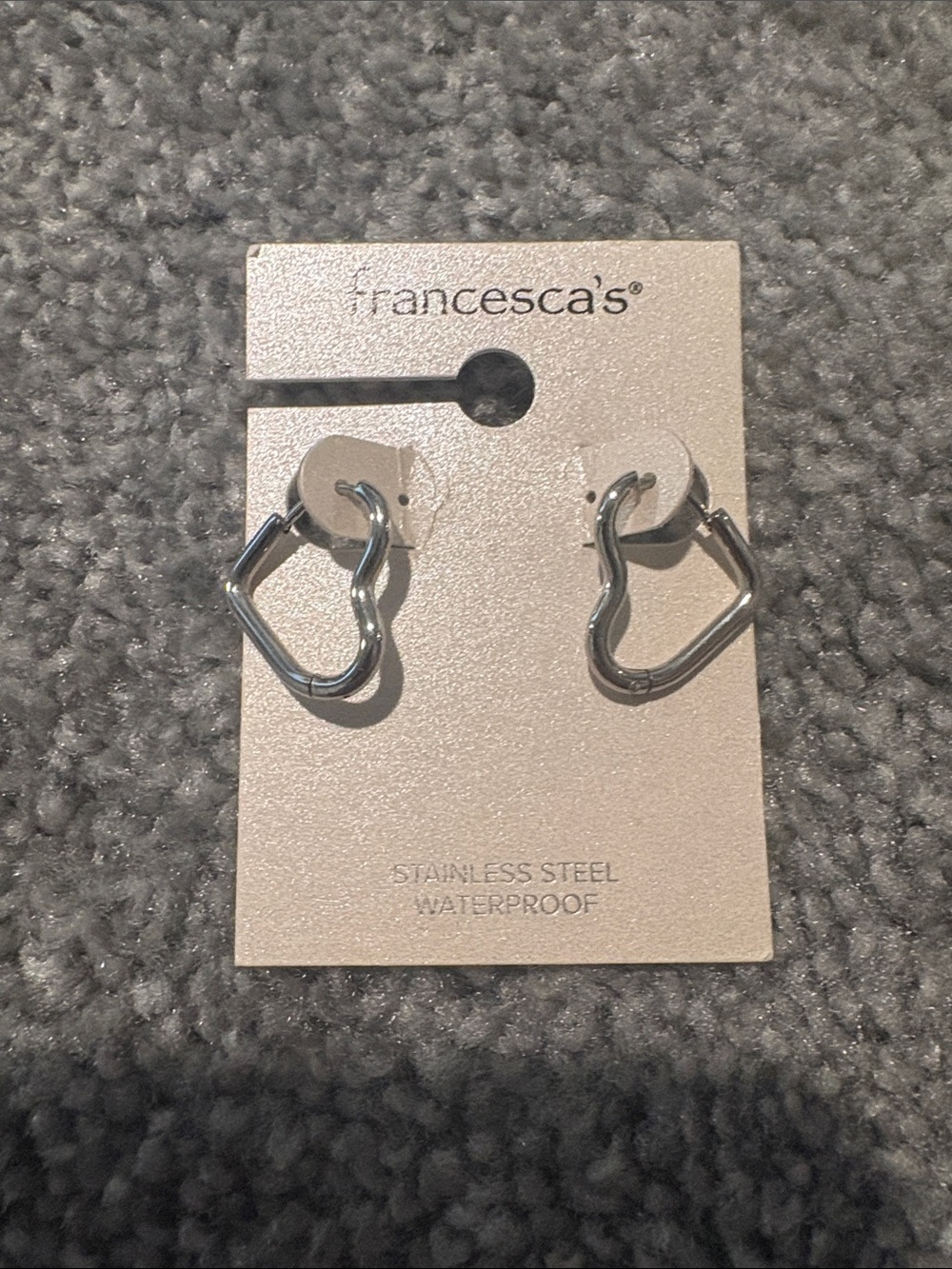 Francesca's Collections Silver Wavy Geometric Hoop Earrings